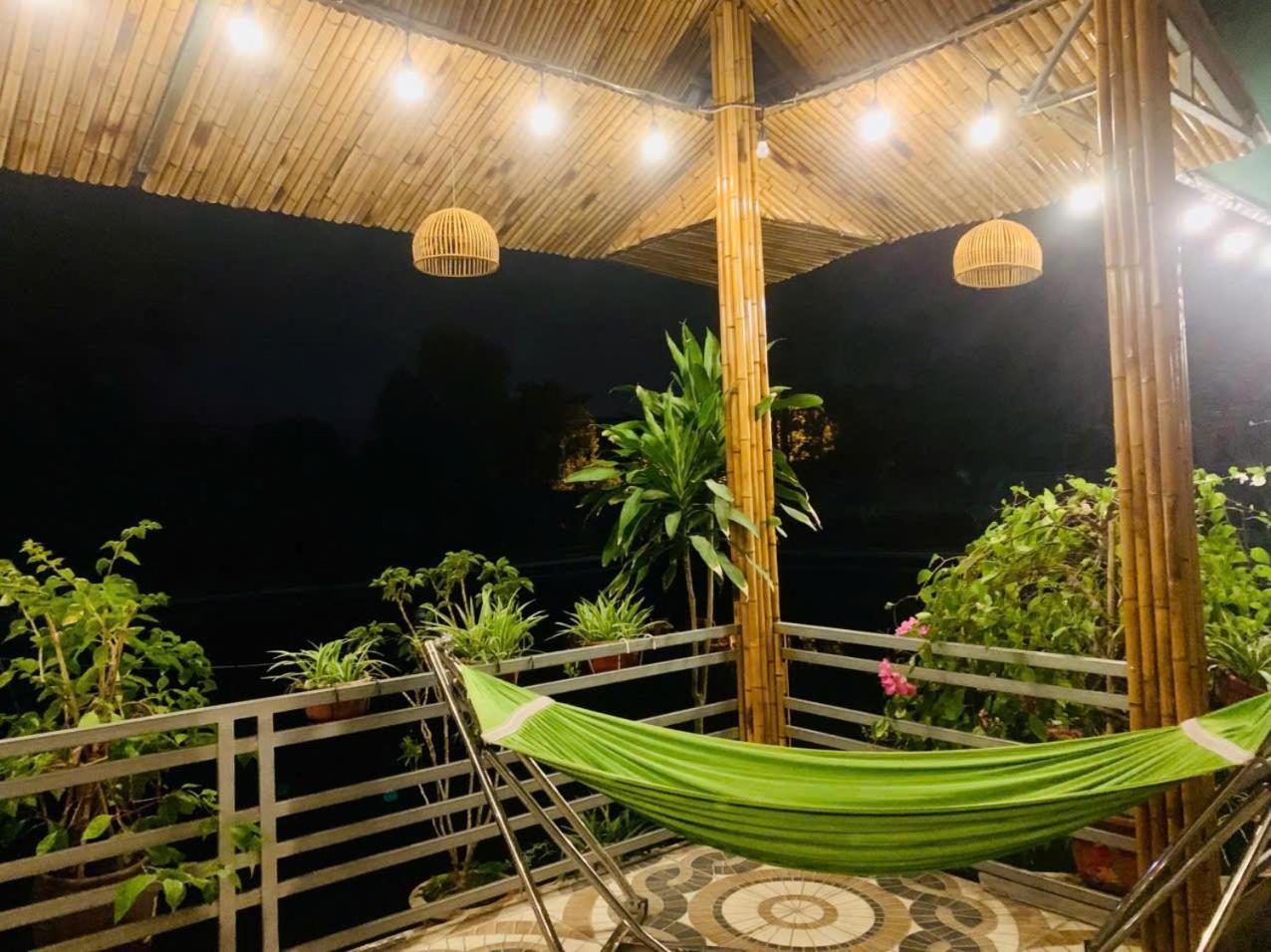 Blue Garden Homestay นิญบิ่ญ ภายนอก รูปภาพ