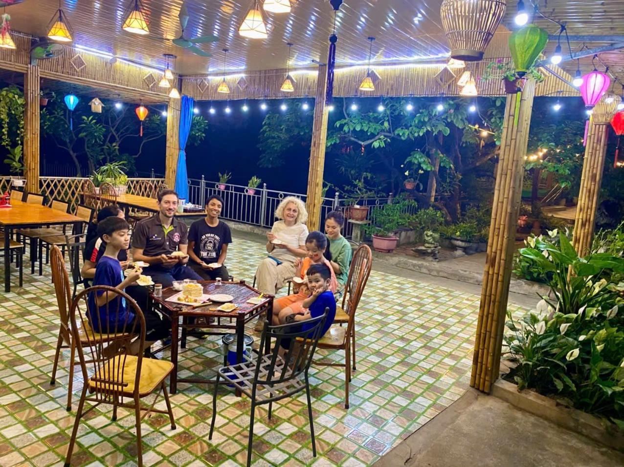 Blue Garden Homestay นิญบิ่ญ ภายนอก รูปภาพ